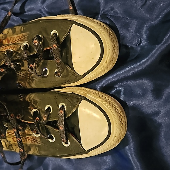 Harley Quinn Converse sneakers - Picture 8 of 8